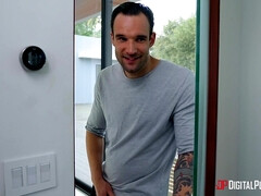 Tussi, Grosse titten, Betrug, Europäisch, Hardcore, Küche, Tittenfick, Spanner