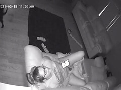 ベビーシッター, 捕まる, オーガズム, オマンコ, スパイ, バイブレーター, のぞき, 濡れ