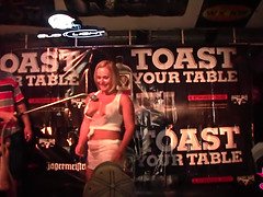 Любители, Грудастые, Хд, Голышом, На природе, Киски, Стриптиз, Влажная