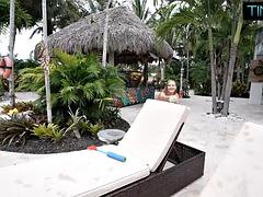 Lieveling, Grote lul, Blond, Pijpbeurt, Sperma, Hardcore, Masturbatie, Tieten likken