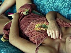 Enthousiasteling, Harig, Masturbatie, Tieten likken, Speelgoed