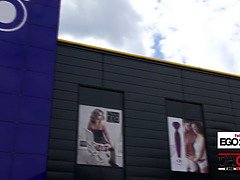 Beauté, Brunette brune, Habillées, Femme couguar, Fait maison, Maman, Belle mère, Jarretelles