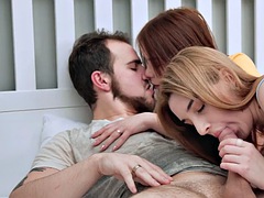 Nana, Sucer une bite, Brunette brune, Couple, Masturbation, Orgie, Adolescente, Nénés