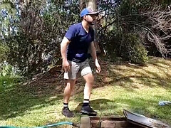 Lécher le cul, Sucer une bite, Gorge profonde, Poilue, Branlette thaïlandaise, Orgasme, De plein air, Espagnole