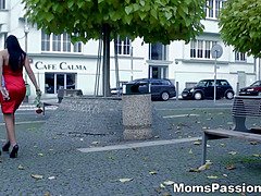 Mamada, Madura, Corridas, Lamidas, Madres para coger, Coño, Afeitado, Tatuaje