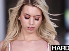 Grosser schwanz, Blondine, Blasen, Kehlenfick, Handjob, Hardcore, Lingerie, Titten