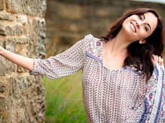 Amateur, Morena, Penetracion con dedos, Masturbación, Al aire libre, Pequeña, Afeitado, Solo