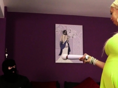 Blond, Pijpbeurt, Naakte man aangeklede vrouw, Dominante vrouw, Fetisj, Hd, Speelgoed