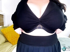 Gros seins, Brunette brune, Plantureuse, Rondelette, Hd, Masturbation, Naturelle, Seins naturels