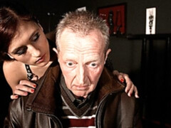 Blasen, Hundestellung, Handjob, Lecken, Rotschopf, Rasiert, Dürr, Jungendliche (18+)