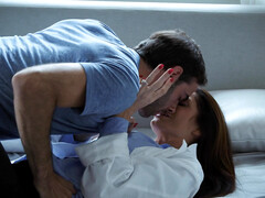 Aunt Silvia Saige gets physical with young man