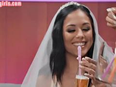 Amateur, Blonde, Érotique, Fétiche, Homosexuelle, Mère que j'aimerais baiser, Transsexuelle, Tatouage