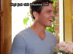 18 ans, Gros seins, Blonde, Sucer une bite, En gros plan de très près, Queue, Hard, Plan cul à trois