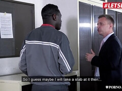 Gros seins, Plantureuse, Gorge profonde, Hard, Seins naturels, Bureau, Professeur, Nénés