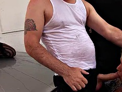 デカパイ, フェラチオ, 着衣女と全裸男, 顔射, ハードコア, 熟年, 淫乱熟女, オッパイの