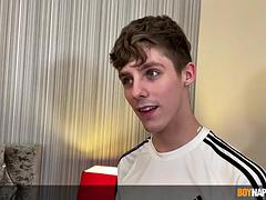 Schattig, Homo, Moeder die ik wil neuken