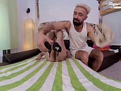 Entre bastidores, Tetas grandes, Gafas, Hd, Lamidas, Maduro, Tetas naturales, Coño