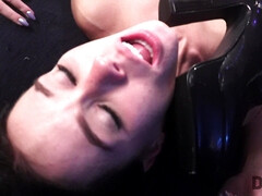 Bondage domination sadisme masochisme, Blonde, Fétiche, Prisonnier, Léchez, Seins naturels, Petite femme, Fessée