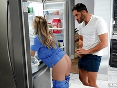 Américain, Gros cul, Gros seins, Sucer une bite, Faciale, Léchez, Infirmière, Chatte