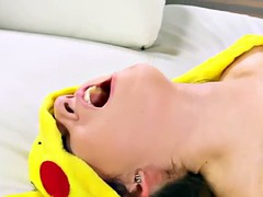 A Wild Pikahoe Appears! First PokemonGo XXX scene!