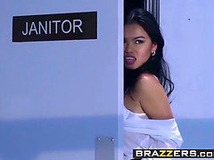 (Cindy Starfall)(Buddy Hollywood) -The Janitors Closet